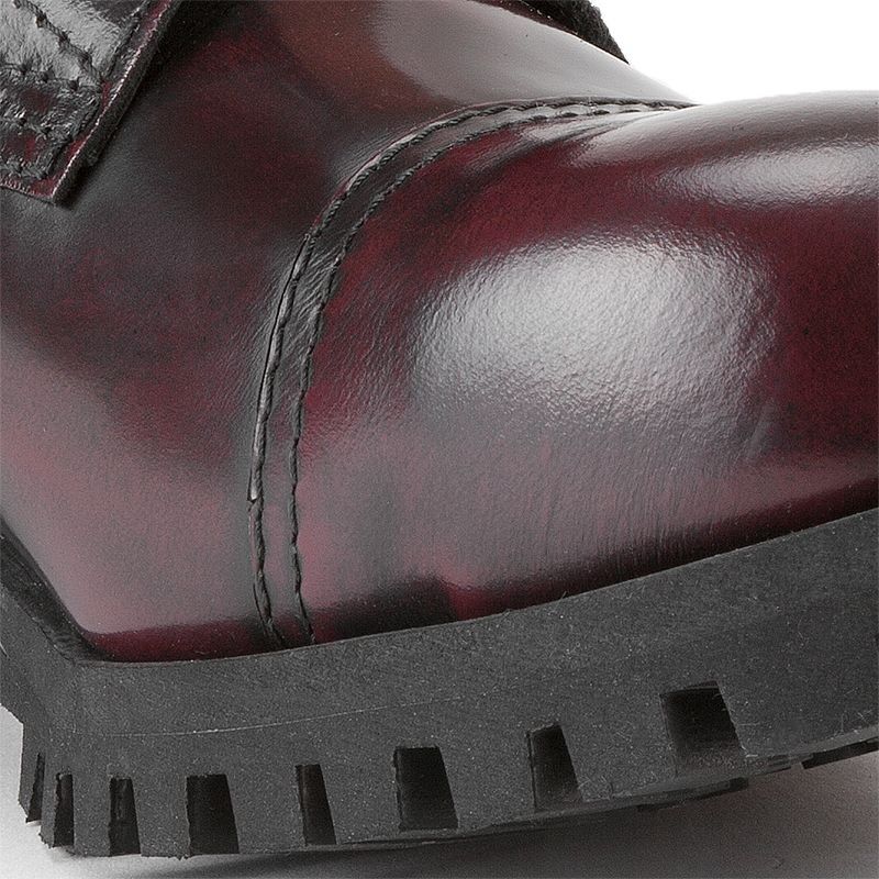 ALTERCORE 551 skórzane – Bordowe glany 10-dziurkowe ze stalowym noskiem i efektem Rub-Off , burgunderrote Leder, Leder-Schuhe, Craft-Stiche, dickes Sohlenprofil, plattformsohle, Stiefel, Stiefelette, Werksschuh, Glänzend, Gummi Sohle, leder, bott, stiefel