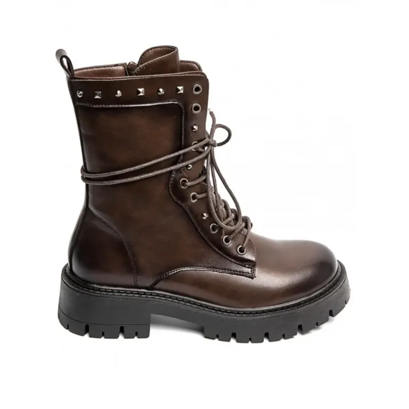 PeachyBoots PUNK-225 Urban Boots für Frauen – Vegan, Braun, Nieten, Plateau & Blockabsatz 38