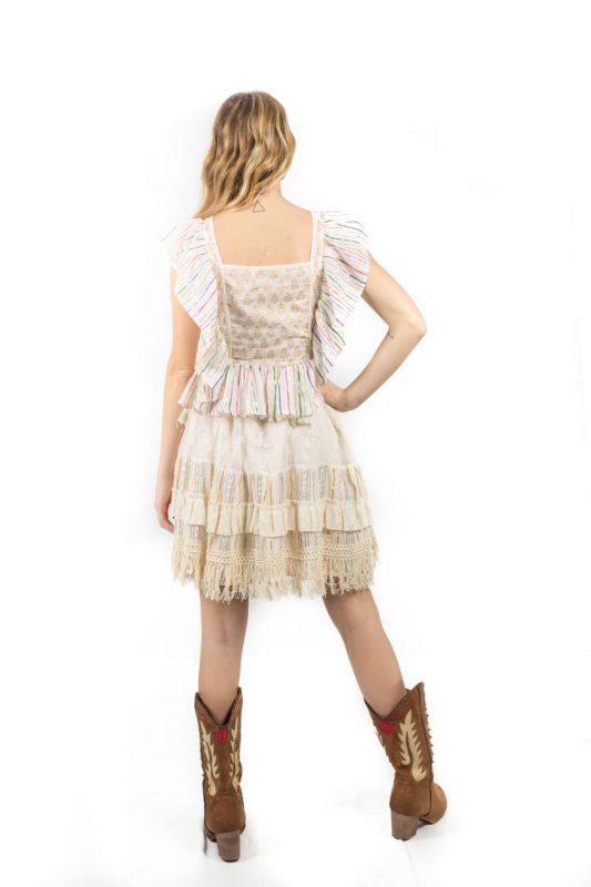 SAVAGE CULTURE Bluse Marrakesch Beige mit Volants und Quasten für Damen - M, Bekleidung, Kleid, Person, Bekleidung, Kleid, Person, Bekleidung, Kleid, Person